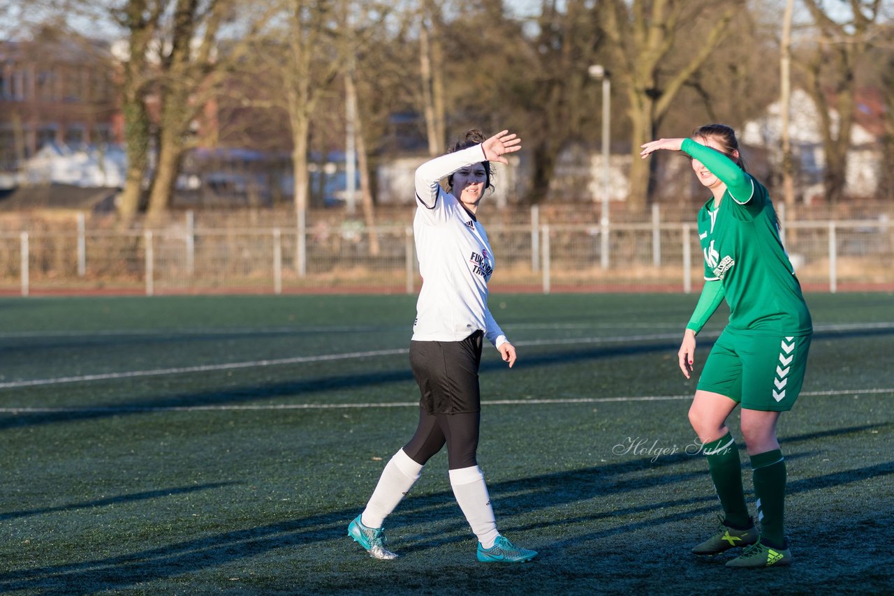 Bild 233 - Frauen SG Holstein Sued - SV Gruenweiss-Siebenbaeumen : Ergebnis: 0:2